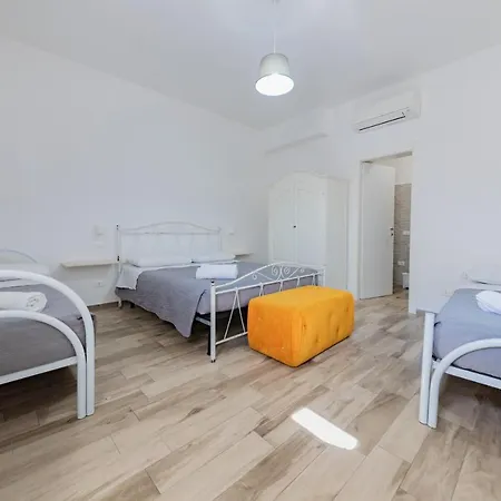 ベッド・アンド・ブレックファスト Via Roca 55 メレンドゥーニョ